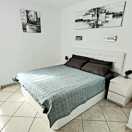 Minerva 1-bedroom, Wi-fi Included Apartman *
